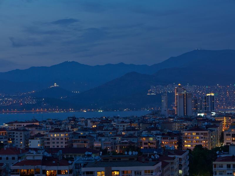 Doubletree By Hilton - Alsancak Hotel Izmir
