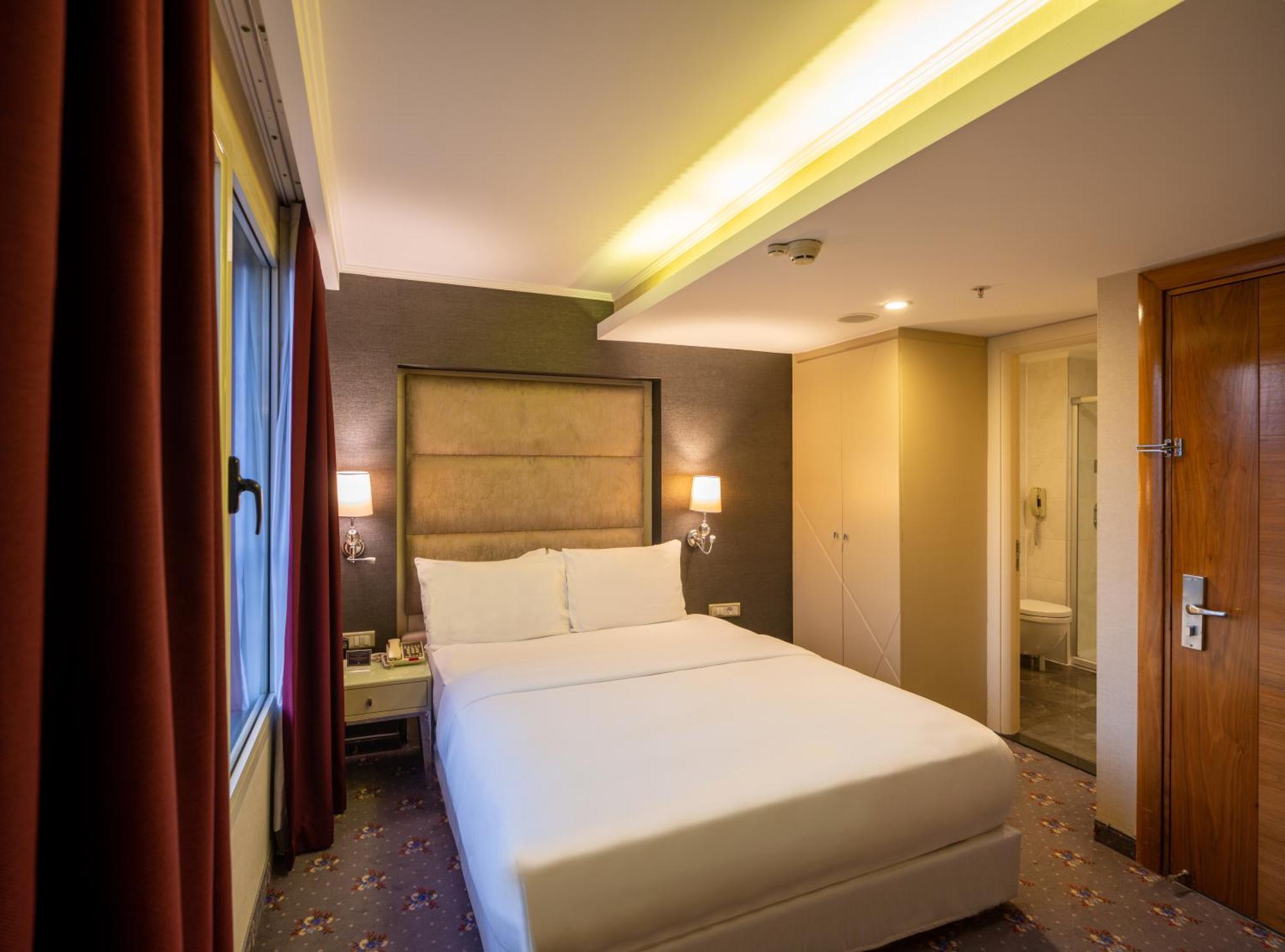 Hotel Doubletree By Hilton - Alsancak 4*