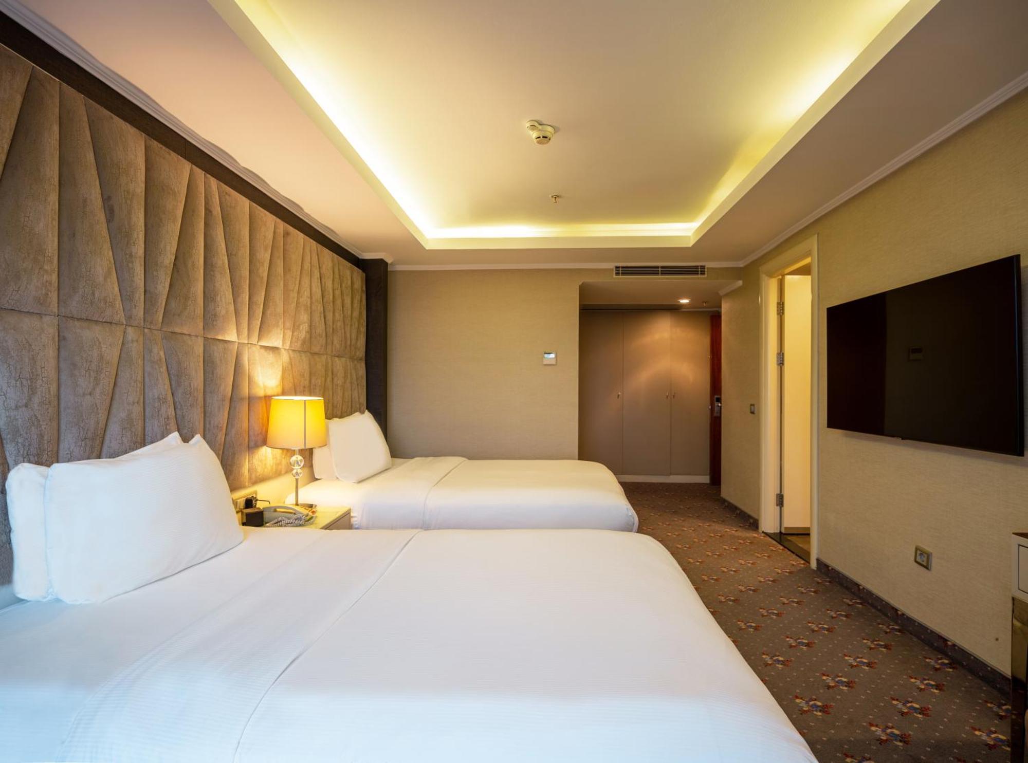 Hotel Doubletree By Hilton - Alsancak 4*