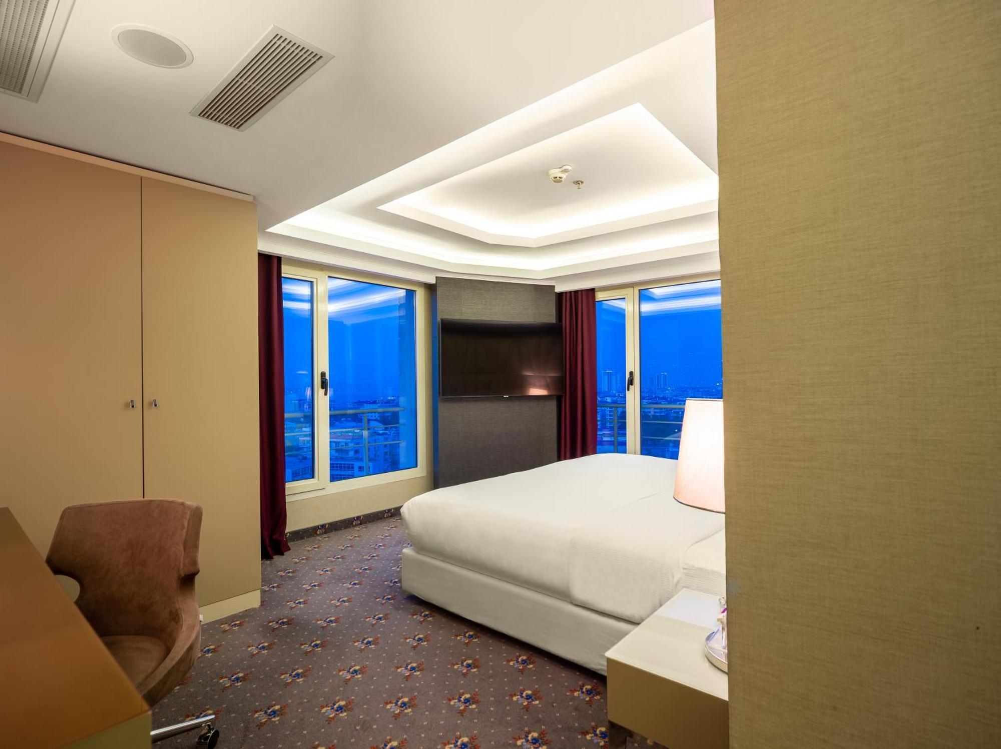 Doubletree By Hilton - Alsancak Hotel
