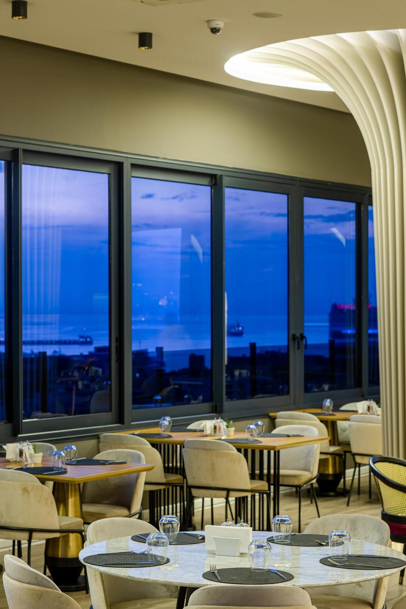 Hotel Doubletree By Hilton - Alsancak