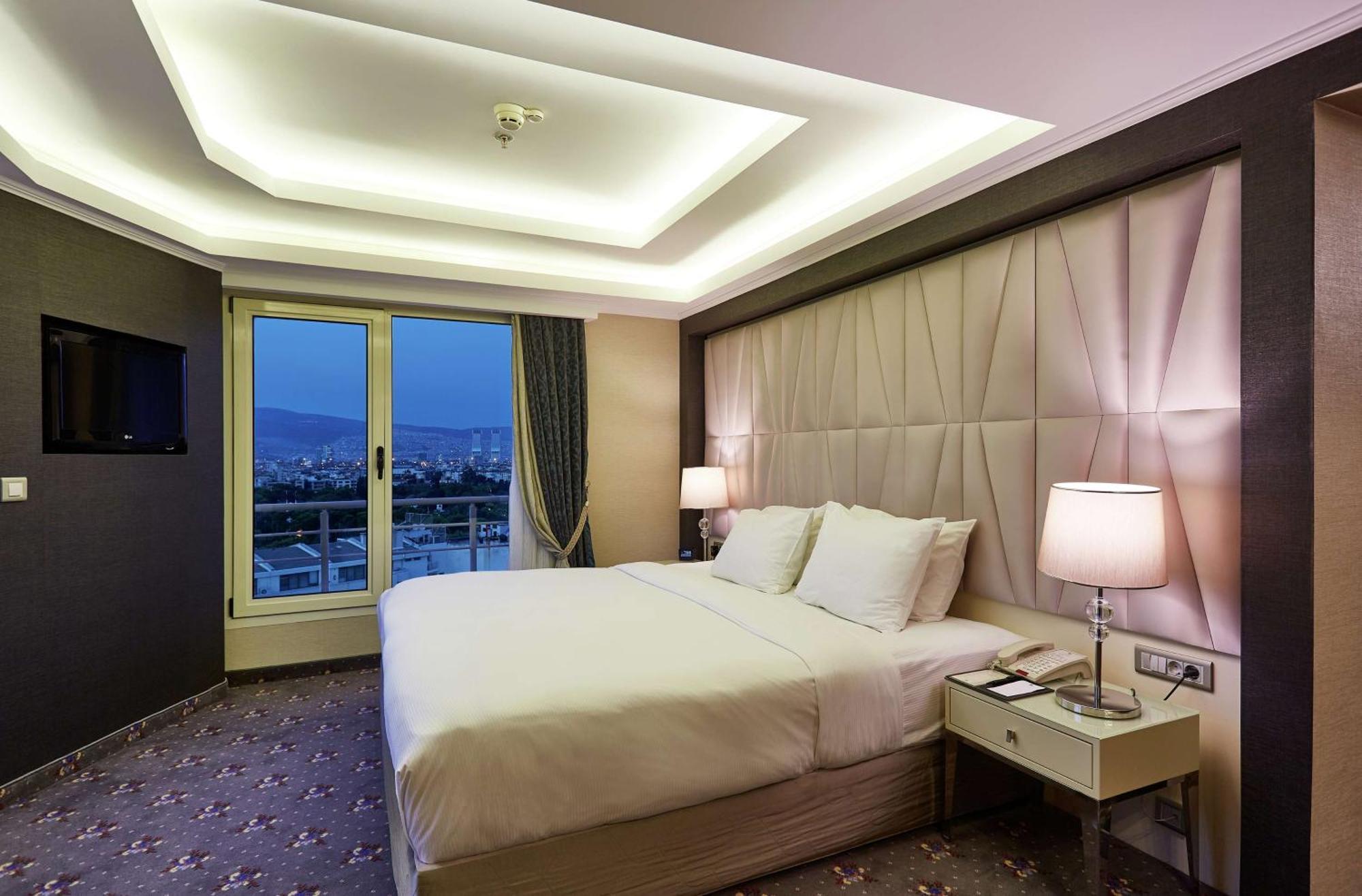 Doubletree By Hilton - Alsancak 4* Izmir