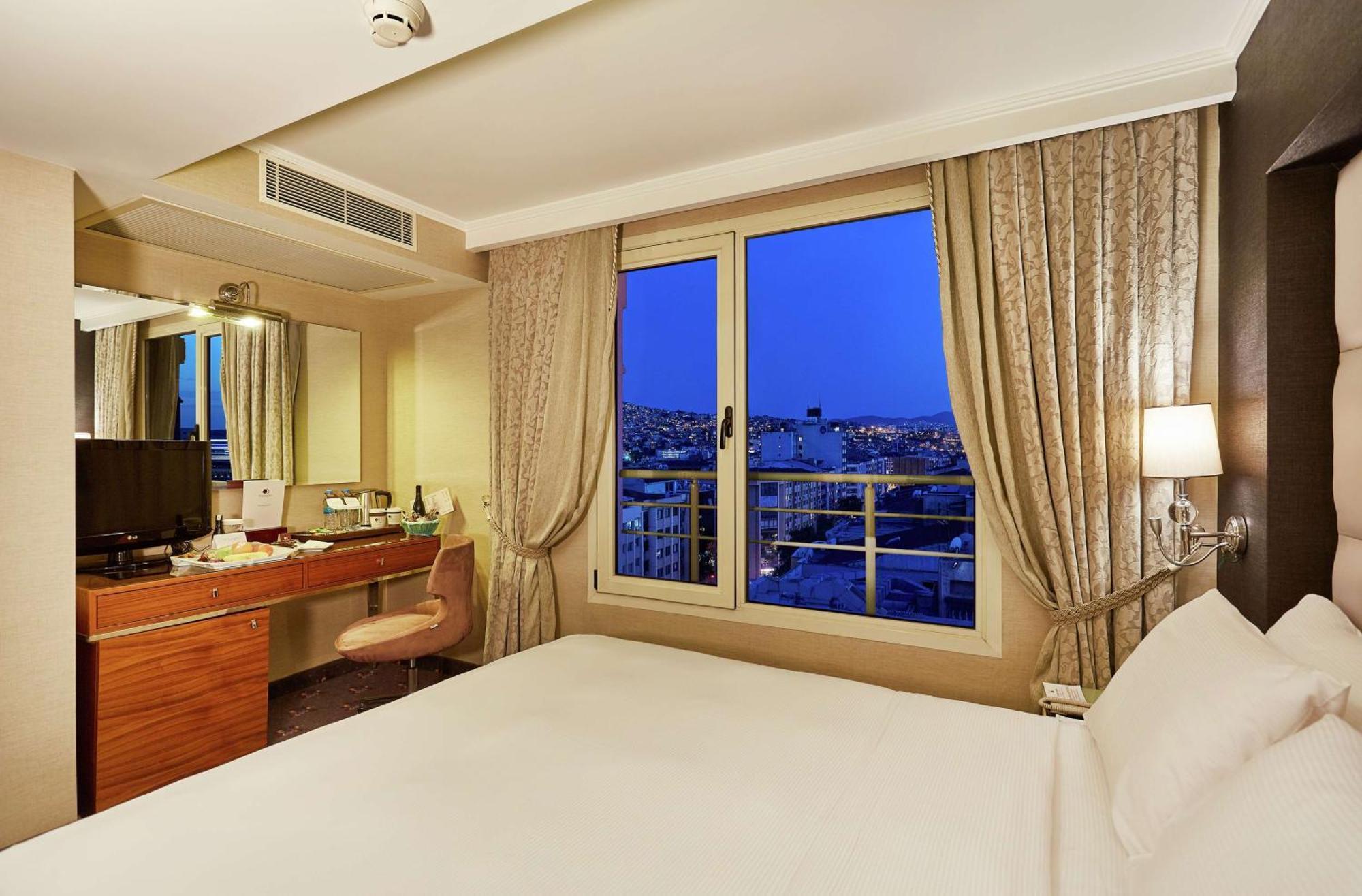 Doubletree By Hilton - Alsancak Hotel Izmir