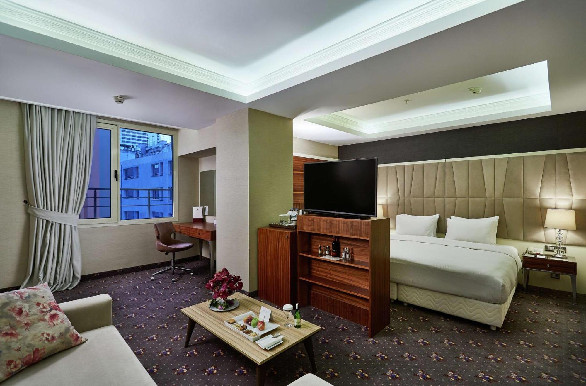 Doubletree By Hilton - Alsancak Hotel 4*